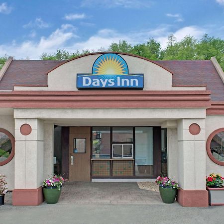 Days Inn By Wyndham Washington Esterno foto